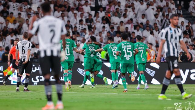 الأهلي السعودي يقلب الطاولة على الشباب في الدوري وينتصر